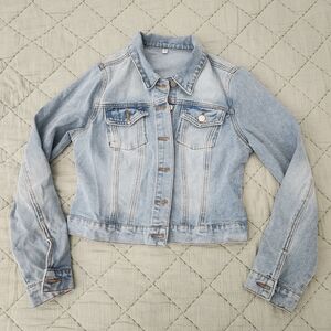 Light Wash Women's Denim Jacket - Casual Jean Jacket